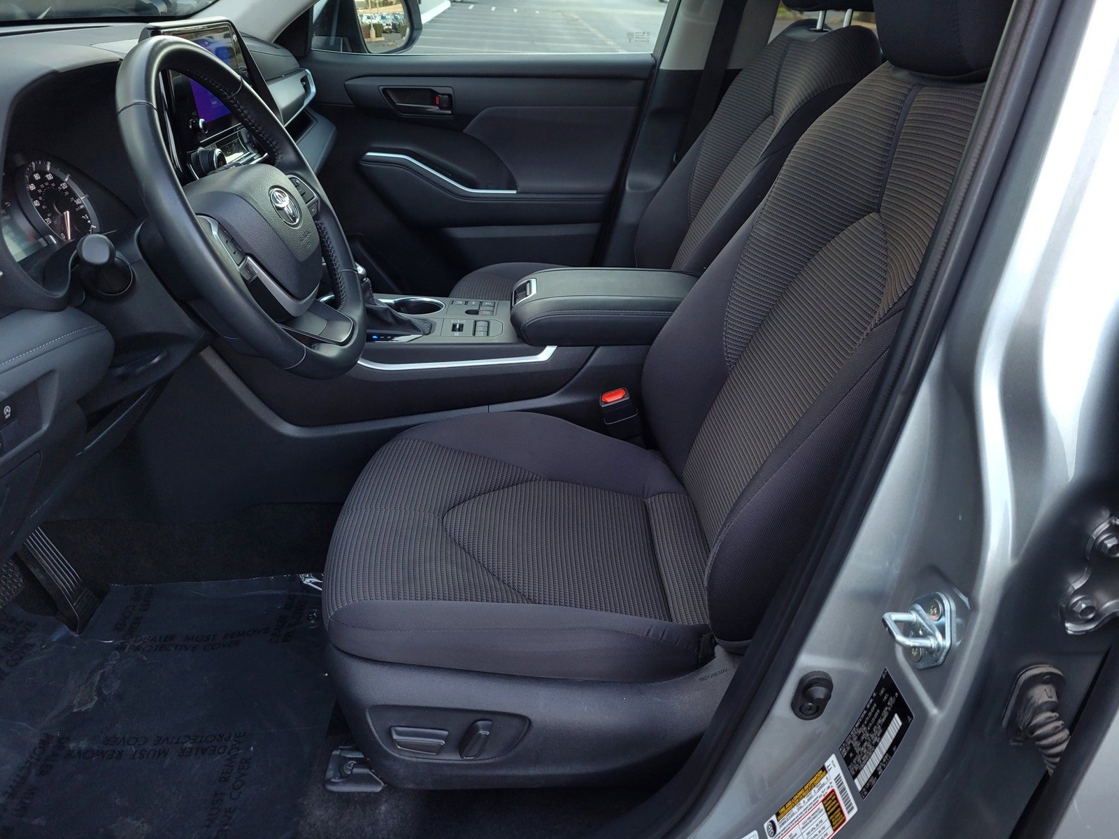 Certified 2024 Toyota Highlander LE image 17