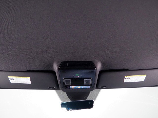 Used 2024 Volkswagen Atlas SE w/ Technology Package image 58