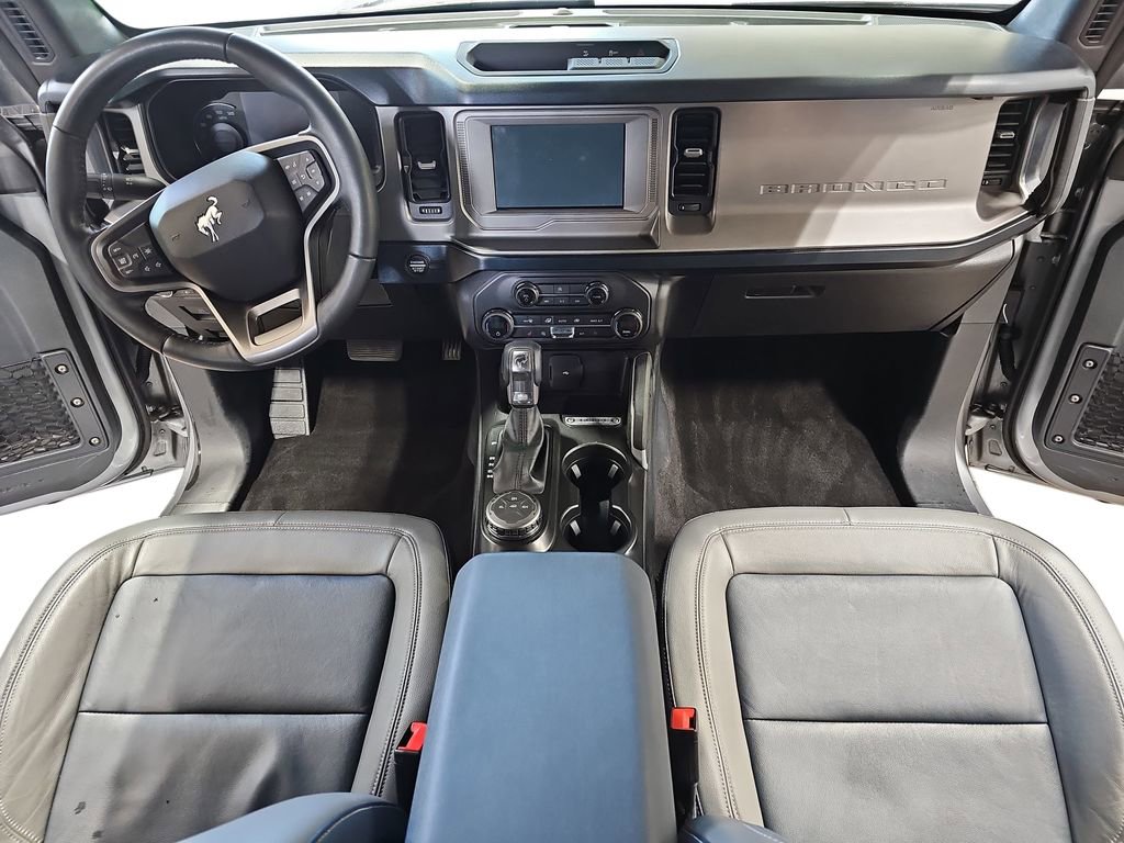 Used 2021 Ford Bronco Outer Banks image 9