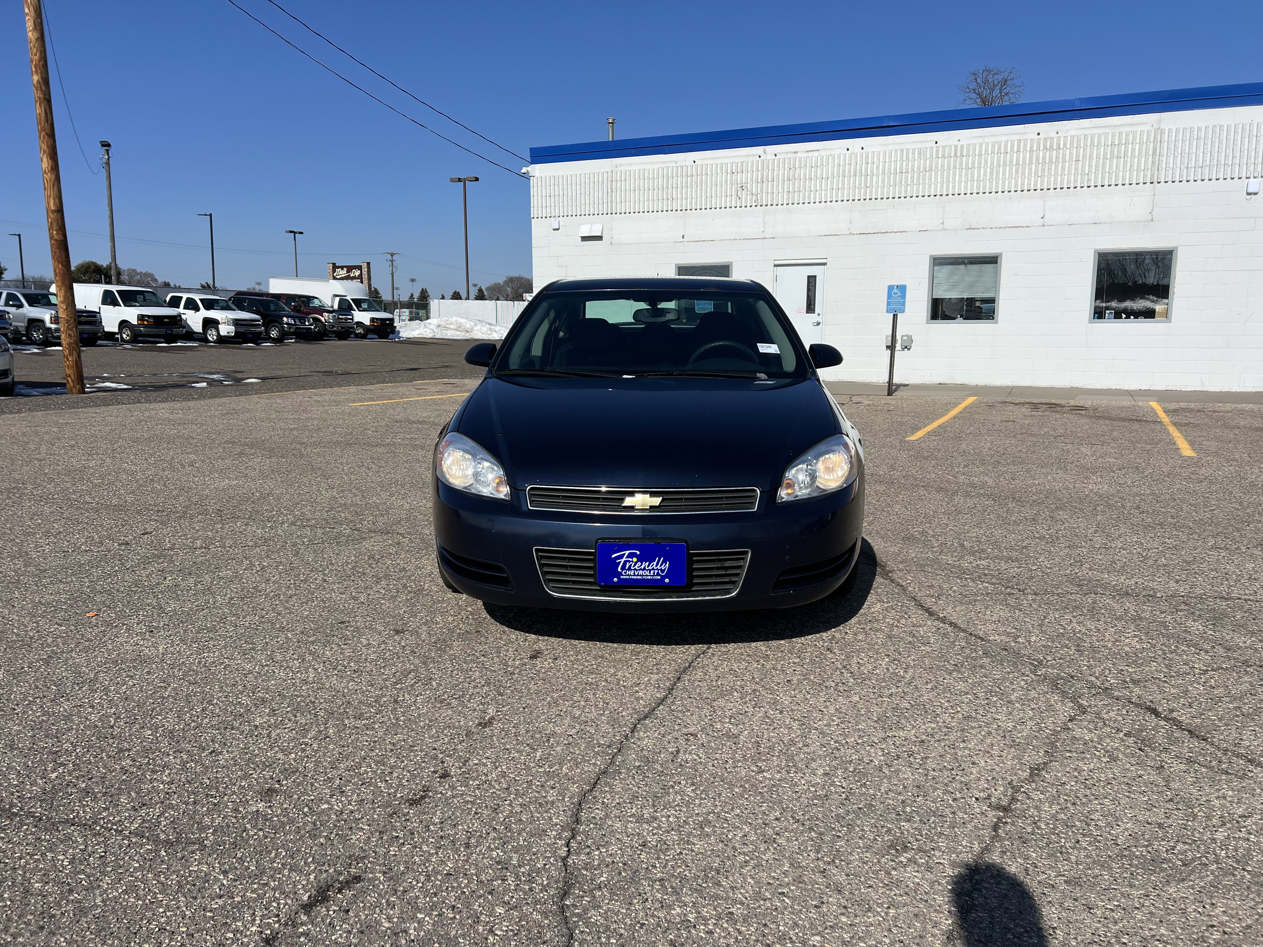 Used 2008 Chevrolet Impala LT image 2