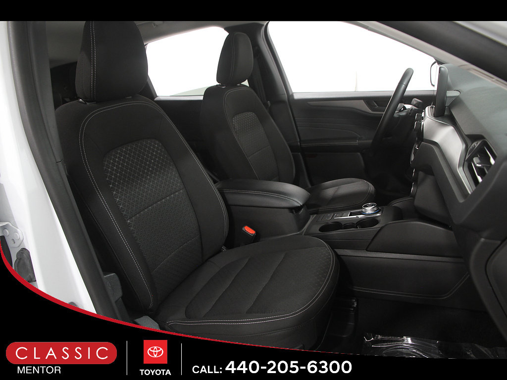 Used 2024 Ford Escape Active AWD/4WD image 16