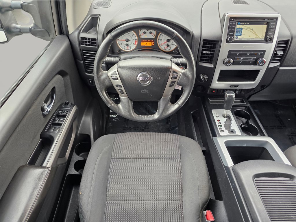 Used 2015 Nissan Titan PRO-4X image 3