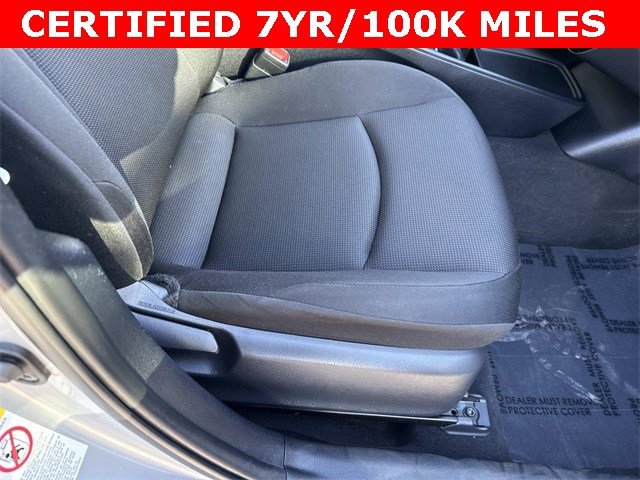 Used 2020 Toyota Prius L Eco image 10