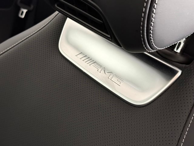 Used 2022 Mercedes-Benz SL 63 AMG 4MATIC image 41
