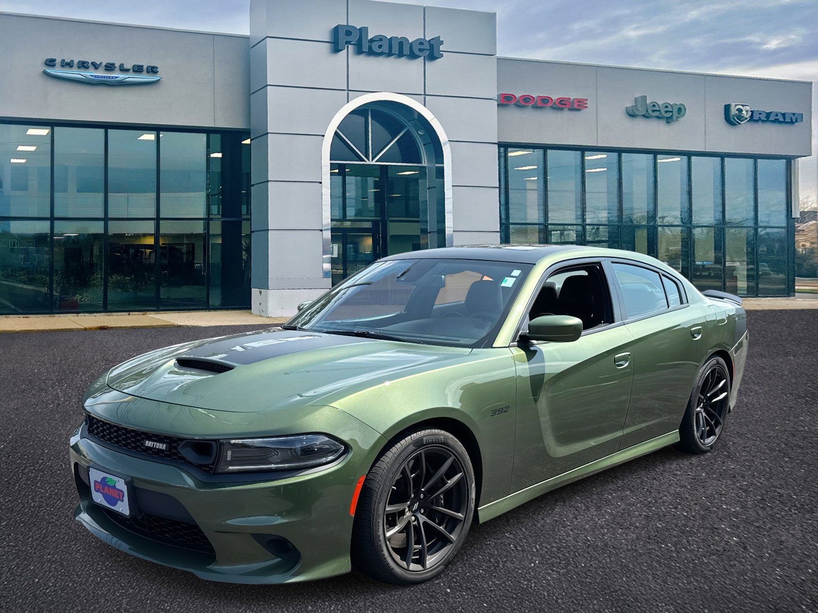 Used 2022 Dodge Charger Scat Pack w/ Daytona Edition Group image 4