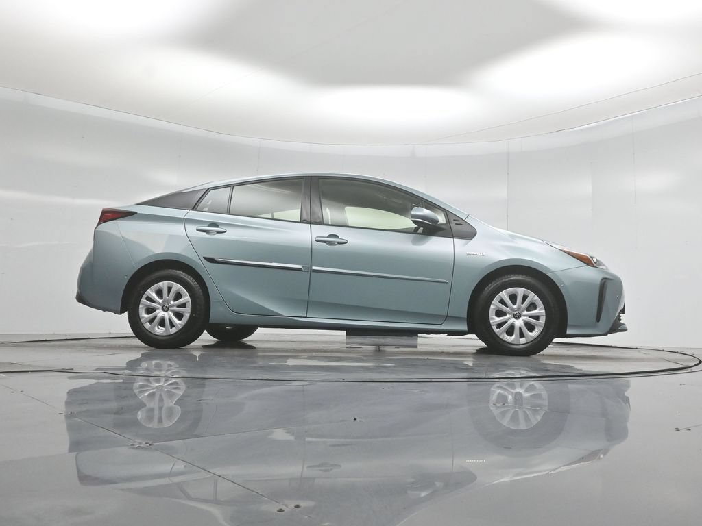Used 2021 Toyota Prius LE FWD image 43