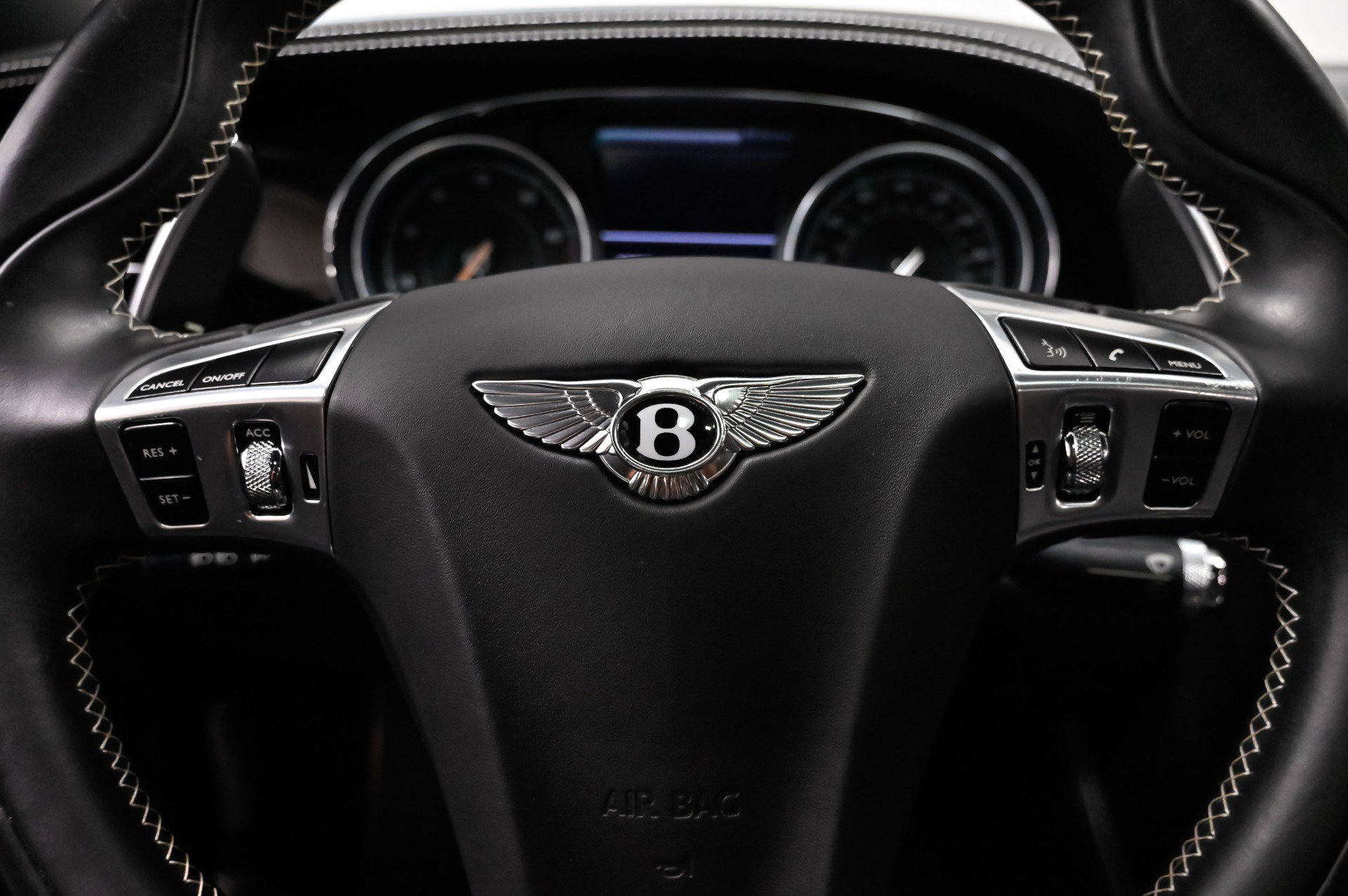 Used 2017 Bentley Flying Spur S V8 AWD/4WD image 47