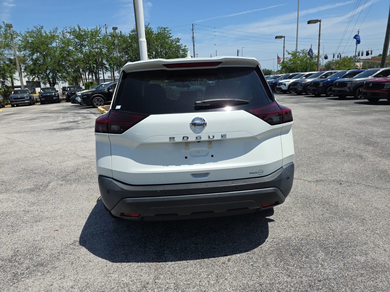 Used 2021 Nissan Rogue S FWD image 8