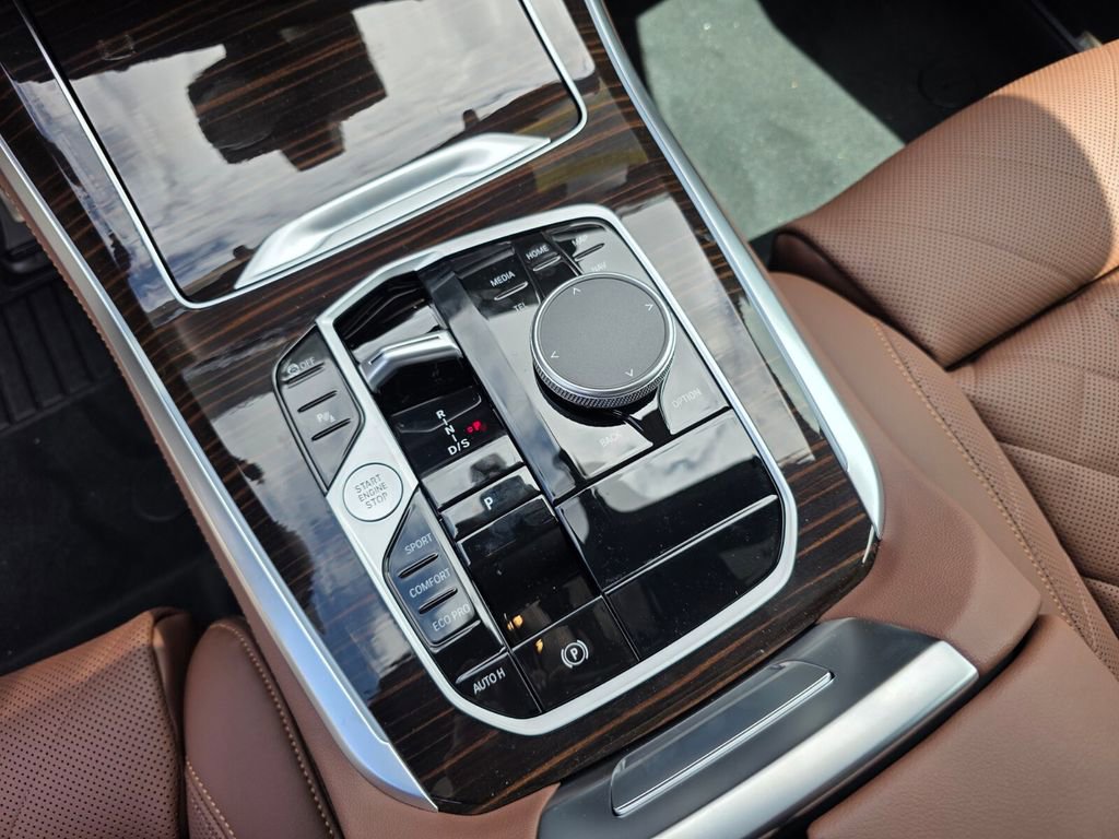 New 2026 BMW X5 sDrive40i w/ M Sport Package RWD image 15