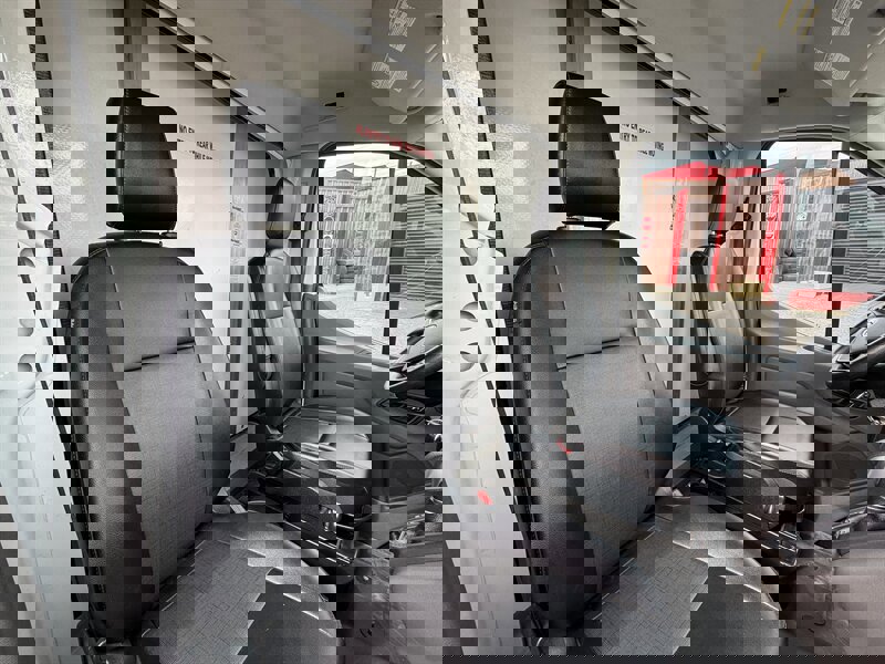 Used 2023 Ford Transit 350 DRW image 15