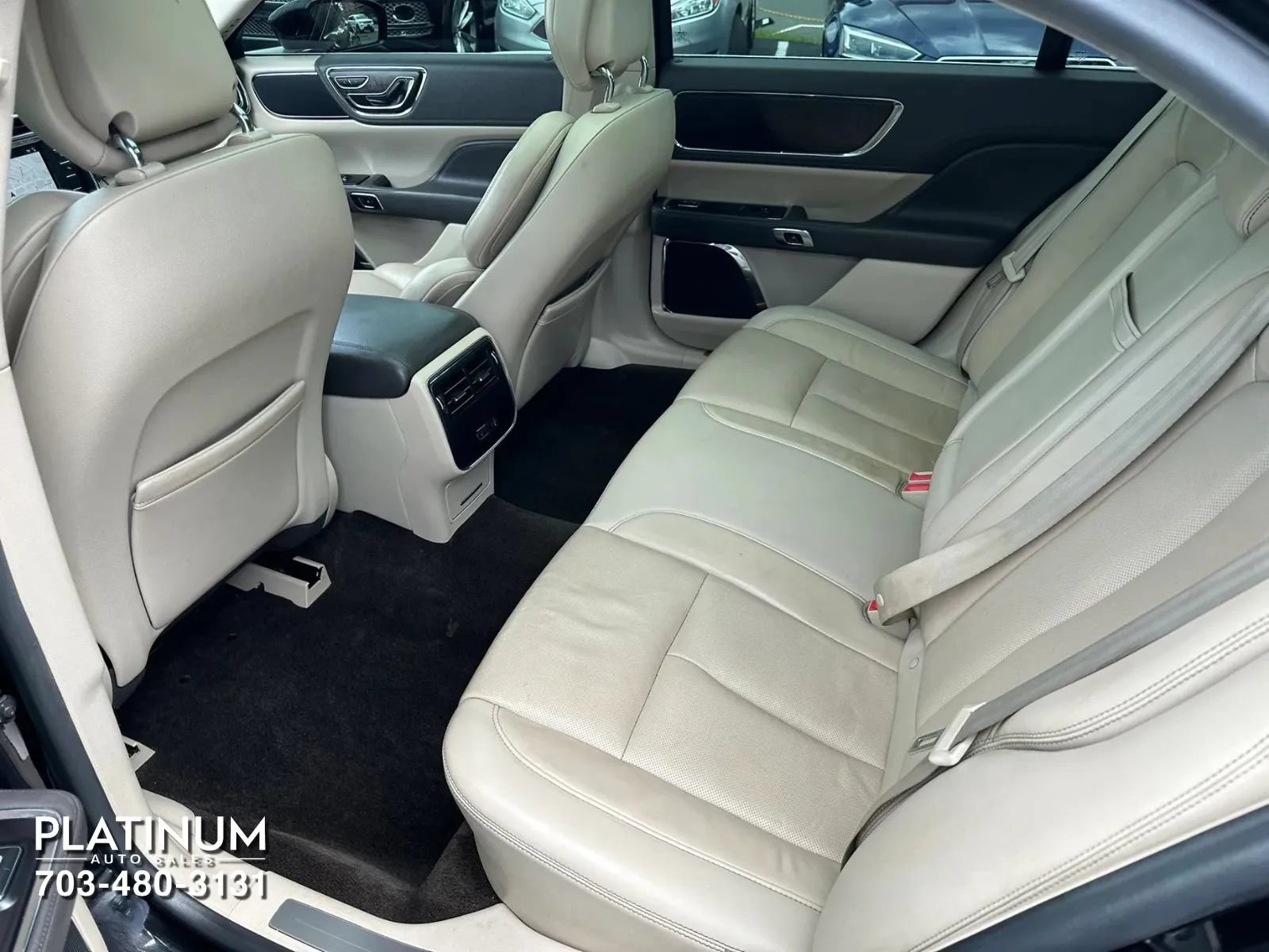 Used 2017 Lincoln Continental Select w/ Climate Package FWD image 15