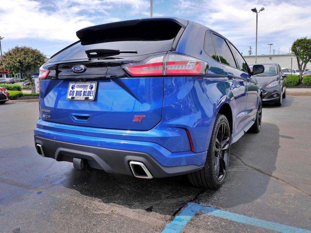 Used 2020 Ford Edge ST w/ Equipment Group 401A AWD/4WD image 5