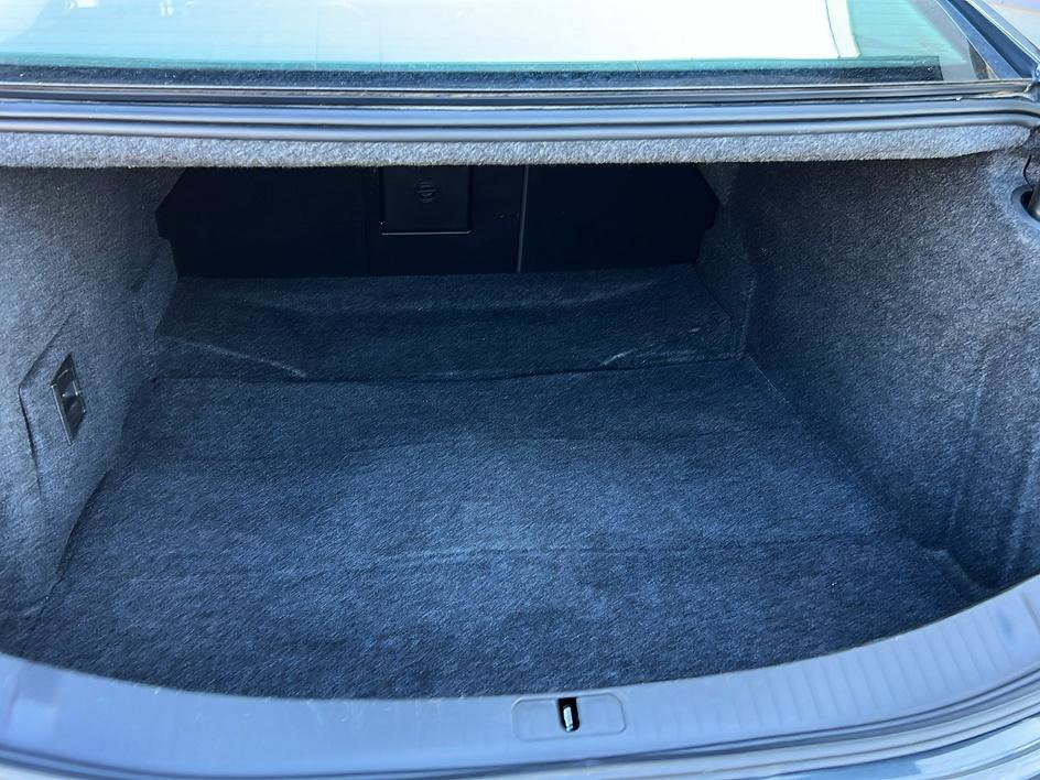 Used 2016 Cadillac XTS Luxury w/ Driver Awareness Package image 9