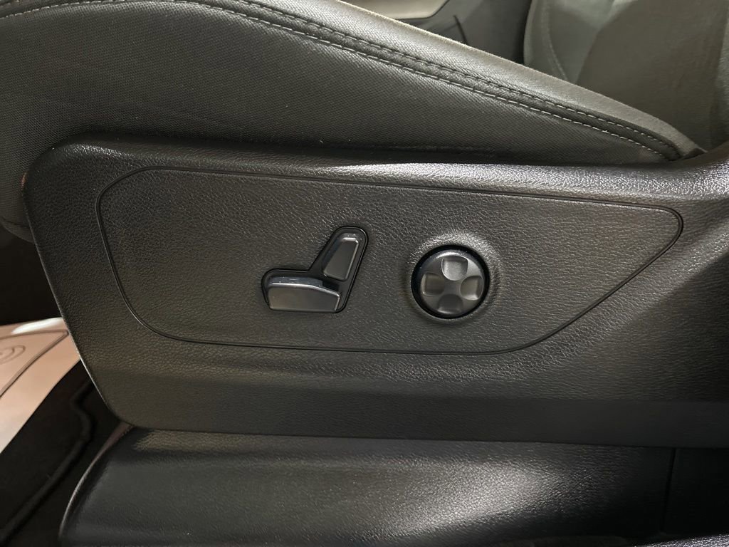 Used 2020 RAM 1500 Big Horn AWD/4WD image 18