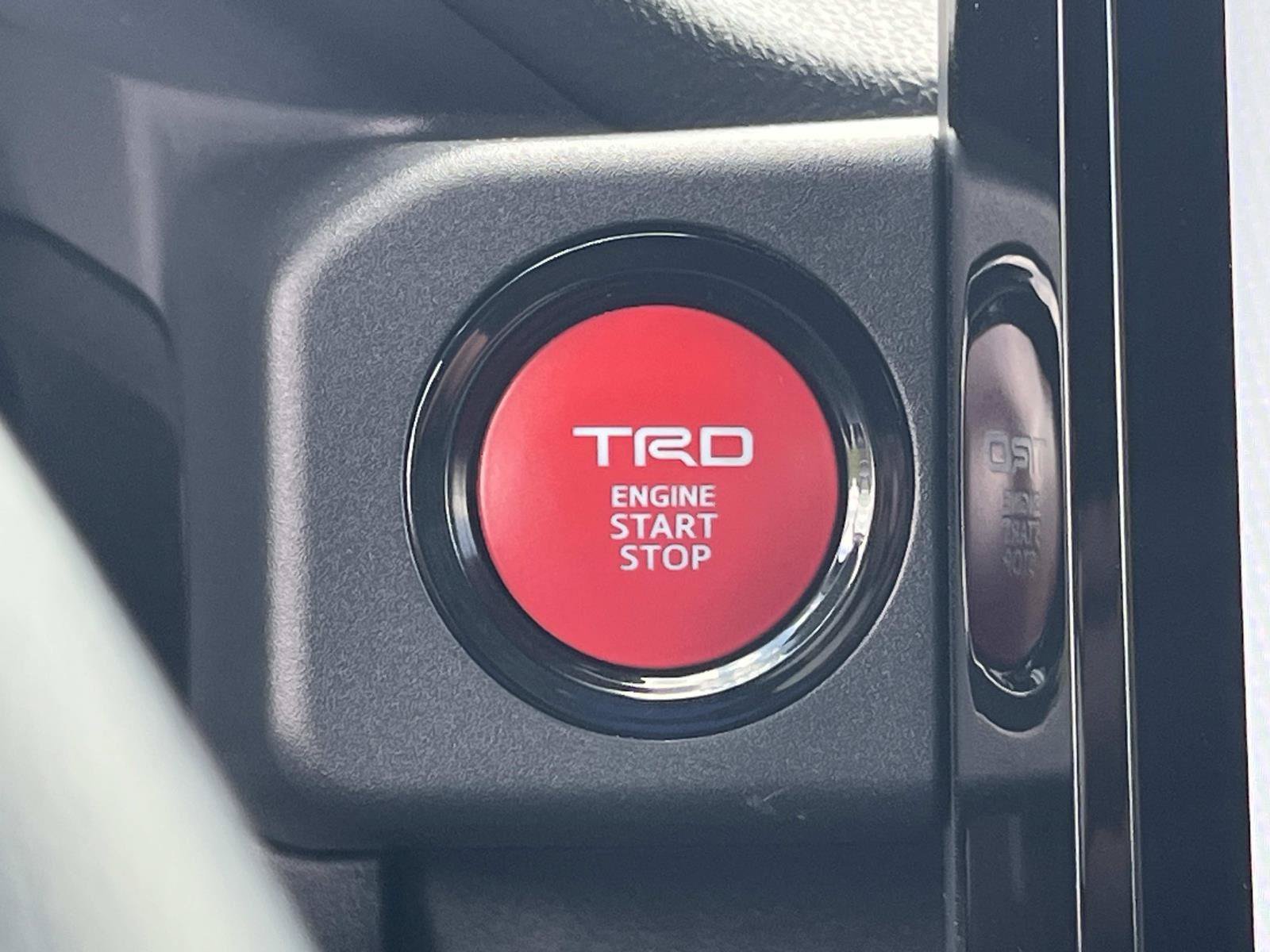Used 2025 Toyota 4Runner TRD Sport Premium w/ Tow Technology Package AWD/4WD image 33