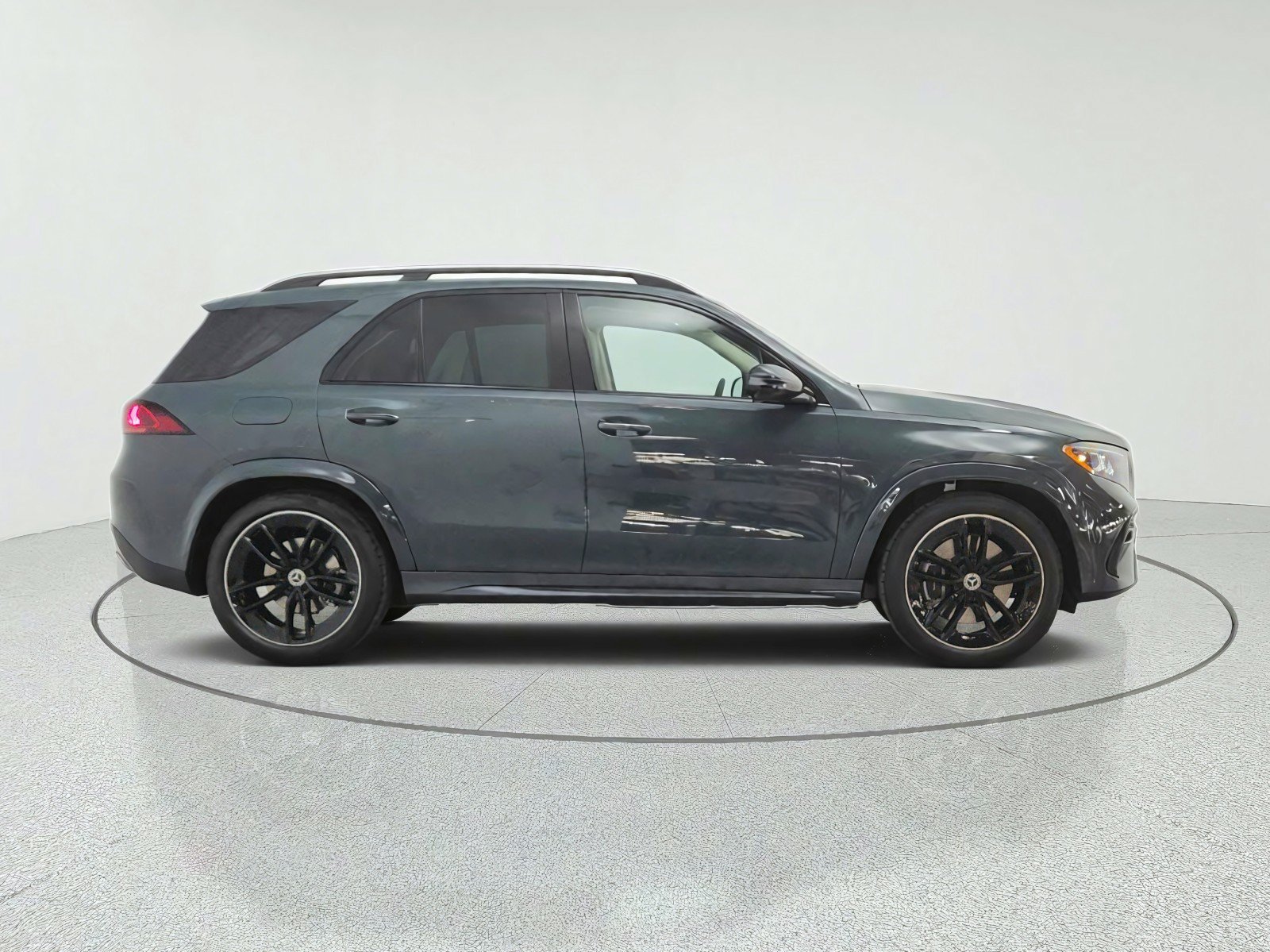 New 2027 Mercedes-Benz GLE 450 4MATIC image 4