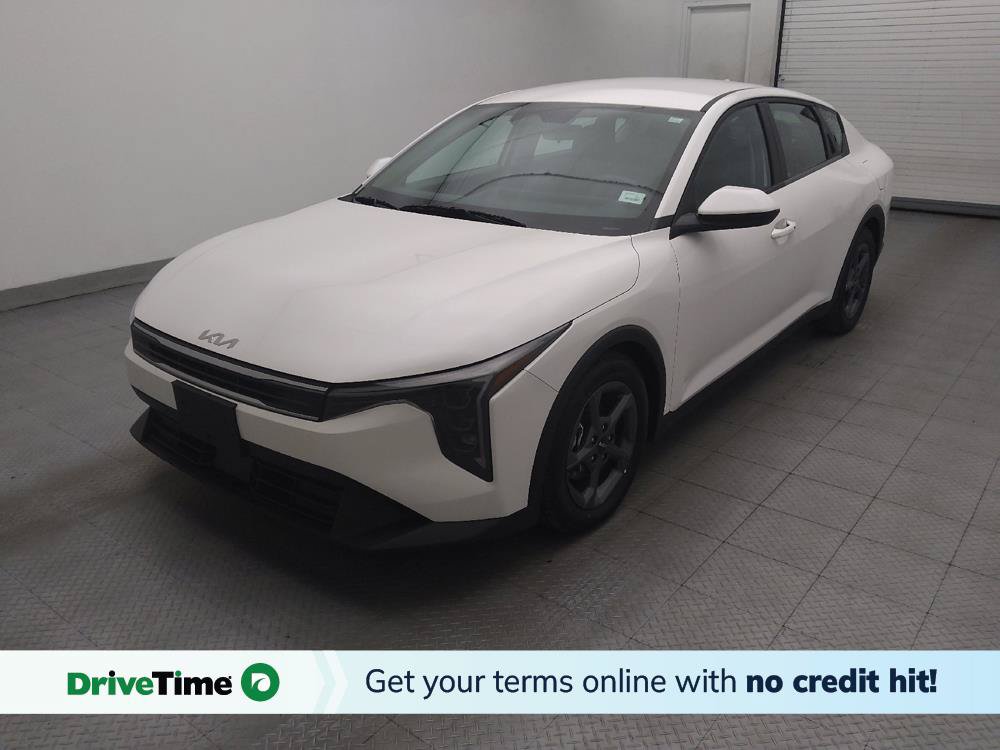 Used 2025 Kia K4 FWD image 1