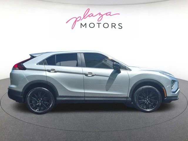 Used 2023 Mitsubishi Eclipse Cross LE AWD/4WD image 4