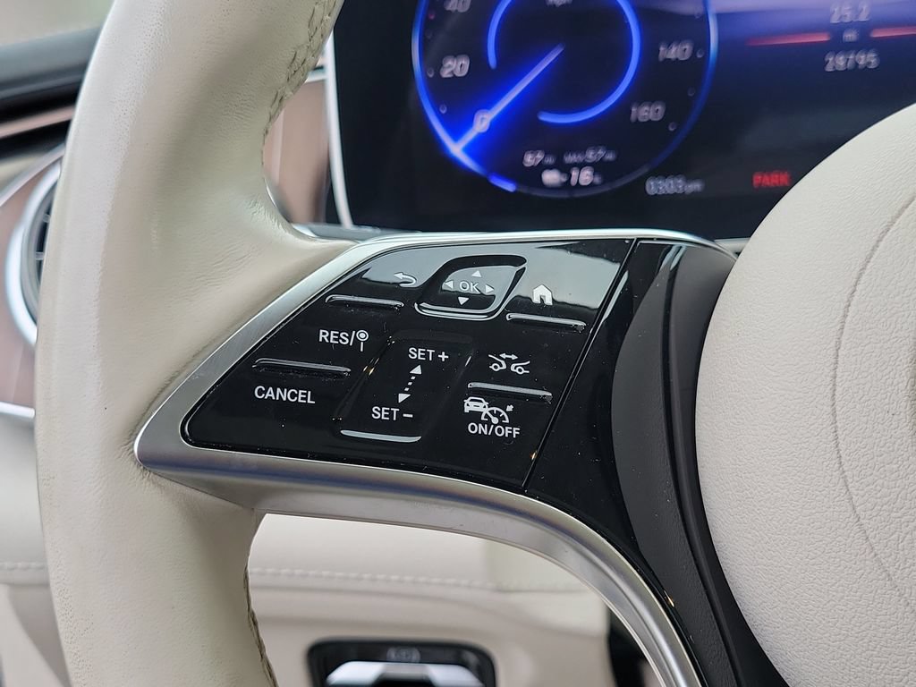 Used 2022 Mercedes-Benz EQS 450+ Sedan image 31