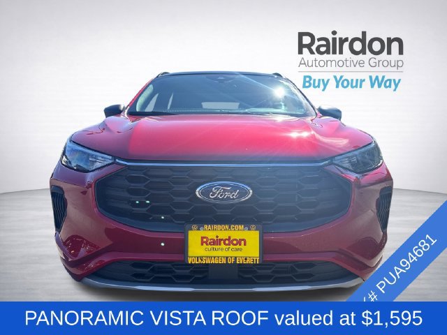 Used 2023 Ford Escape ST-Line w/ Tech Pack #1 AWD/4WD image 2