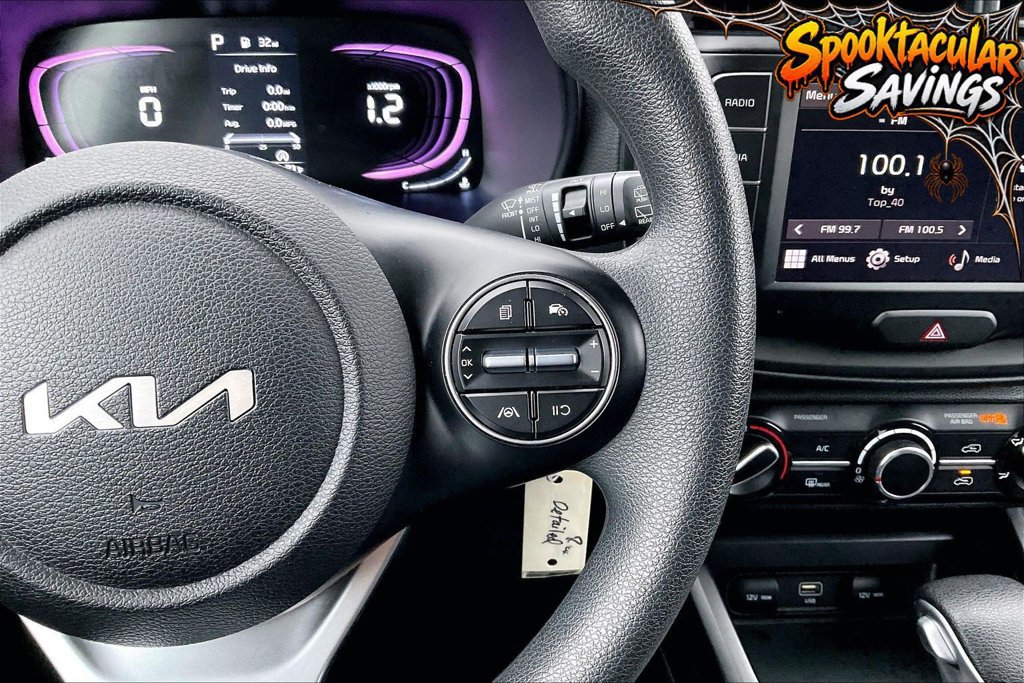 Used 2025 Kia Soul LX w/ LX Technology Package FWD image 18
