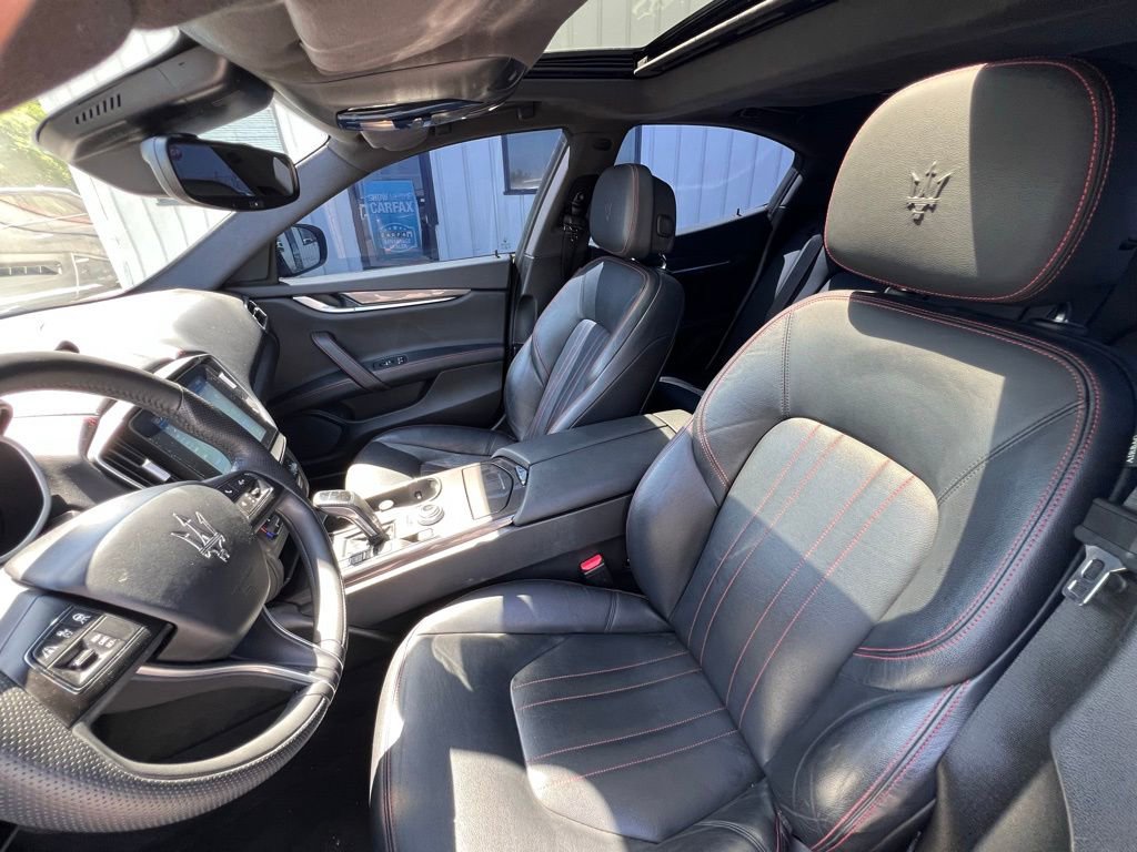 Used 2020 Maserati Ghibli S Q4 AWD/4WD image 11