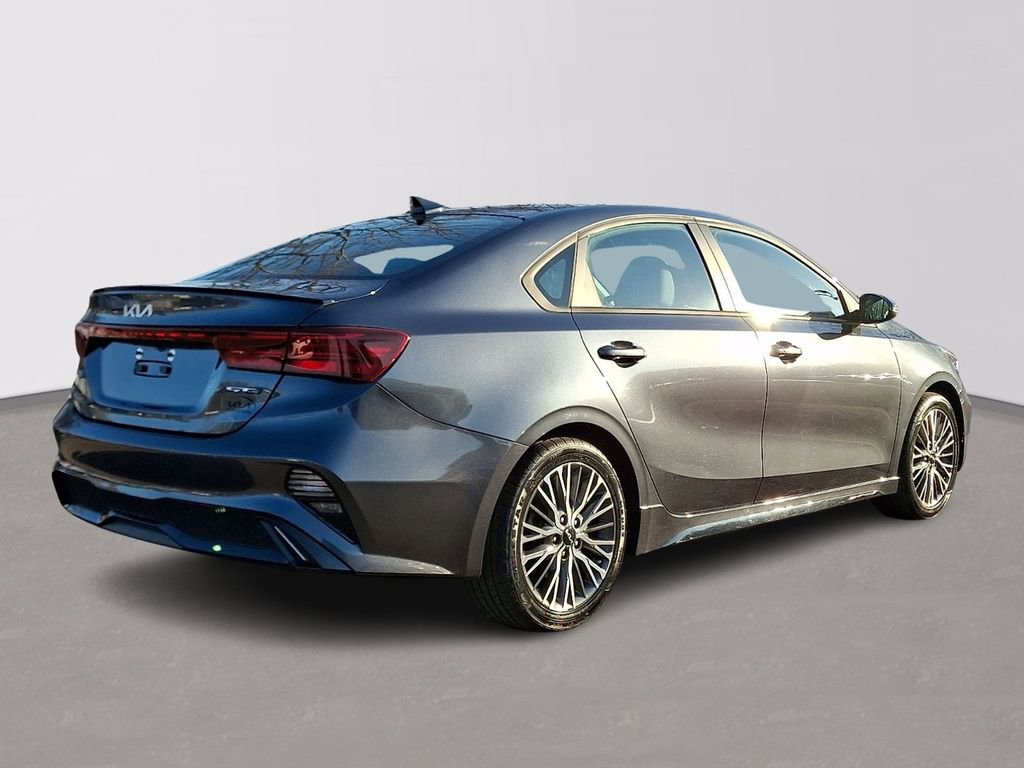 Used 2023 Kia Forte GT-Line w/ GT-Line Premium Package image 6