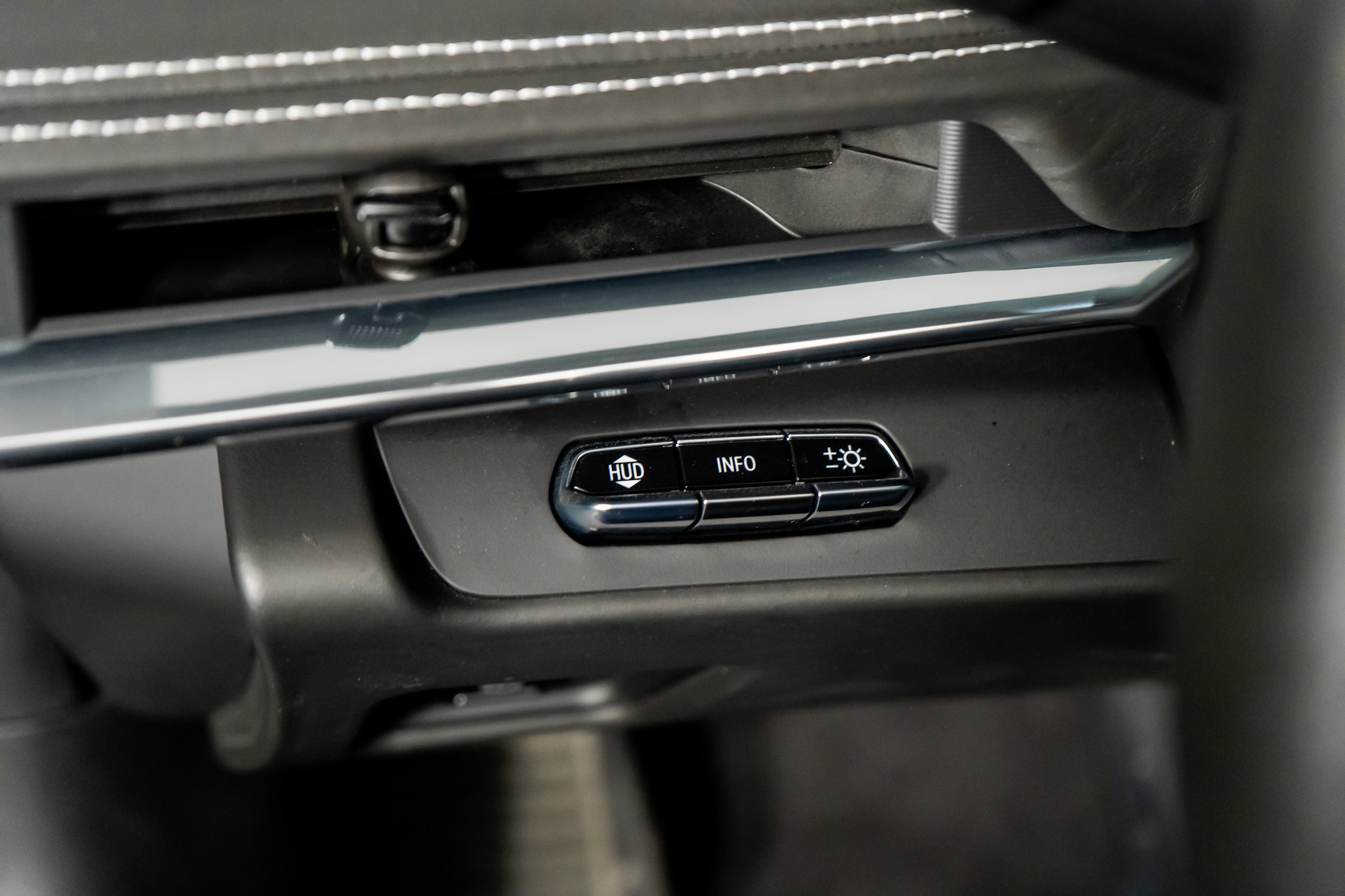 Used 2020 Chevrolet Corvette Stingray Premium Cpe w/ 3LT image 40