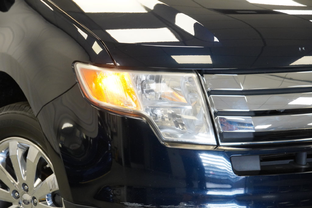 Used 2010 Ford Edge SEL FWD image 9