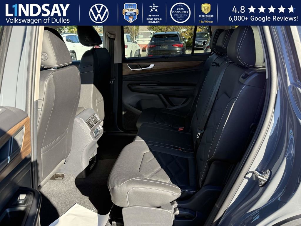New 2026 Volkswagen Atlas SE image 9