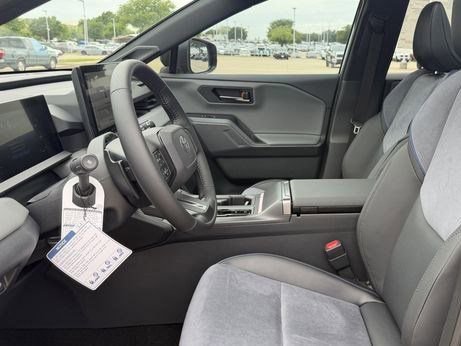 New 2026 Toyota RAV4 XSE AWD/4WD image 25