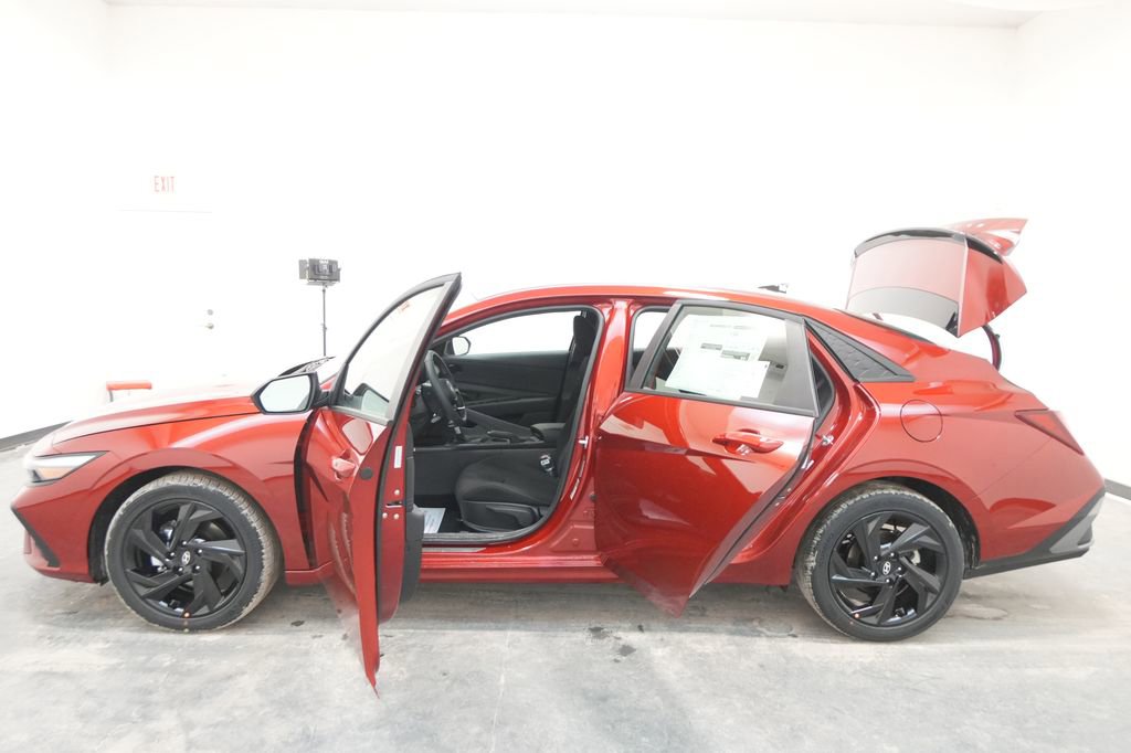 New 2026 Hyundai Elantra Sport image 20