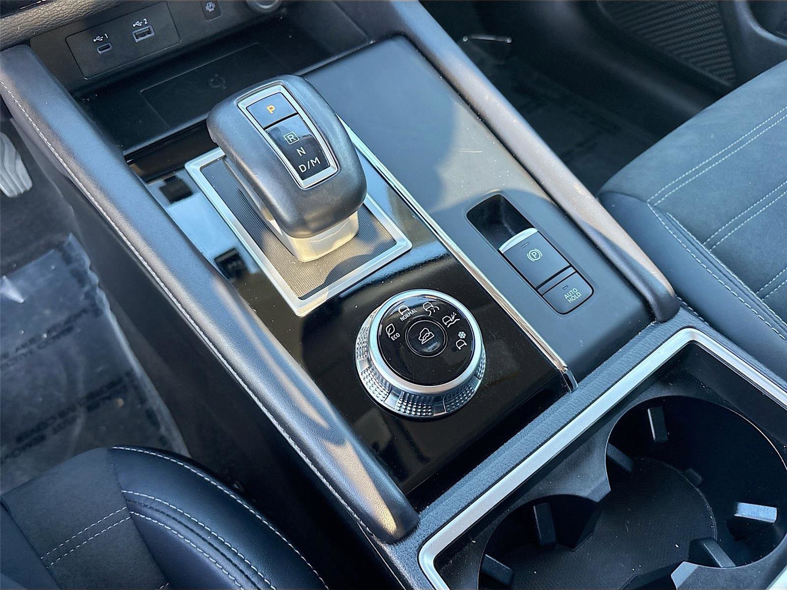 Used 2024 Mitsubishi Outlander SE image 20