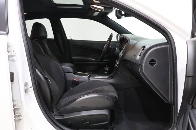 Used 2022 Dodge Charger Scat Pack RWD image 40