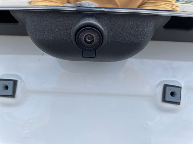 Used 2023 Ford Explorer XLT image 11