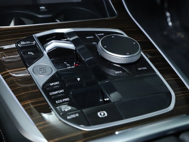 Used 2026 BMW X5 xDrive40i w/ Climate Comfort Package image 28