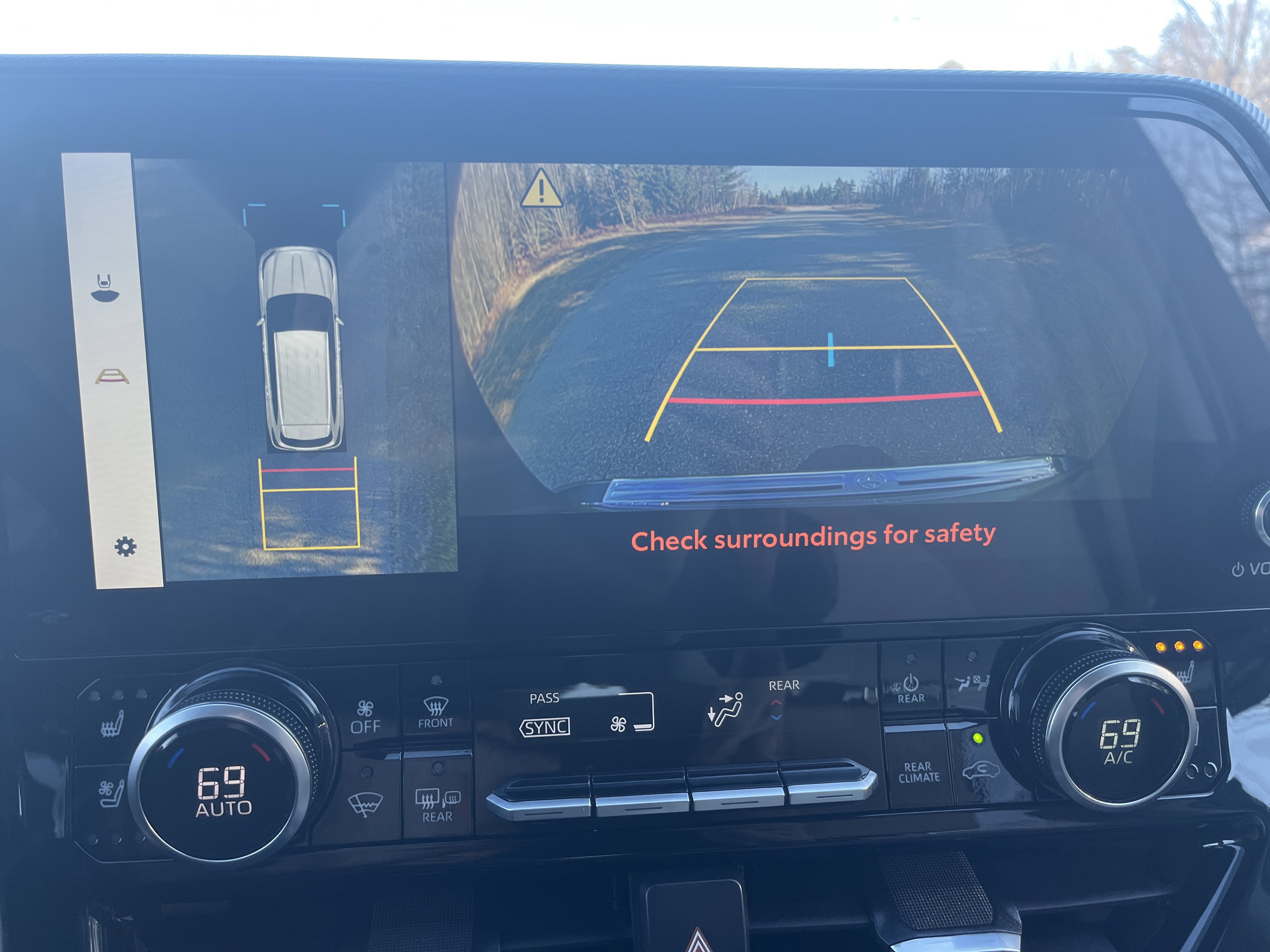 Used 2024 Toyota Highlander Platinum image 27