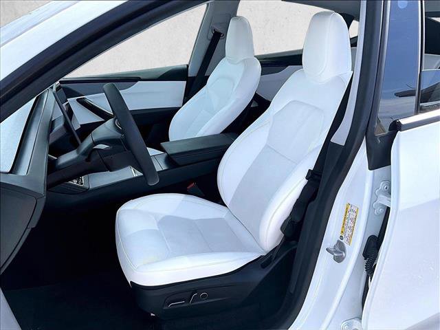 Used 2026 Tesla Model Y AWD image 24