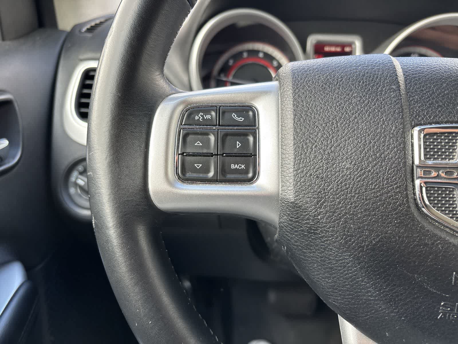 Used 2017 Dodge Journey SXT w/ Comfort/Convenience Group FWD image 10