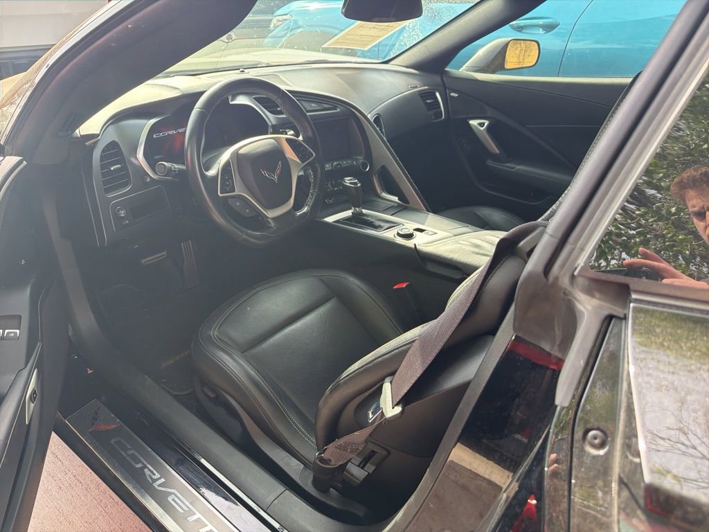 Used 2017 Chevrolet Corvette Stingray Coupe w/ 1LT image 8