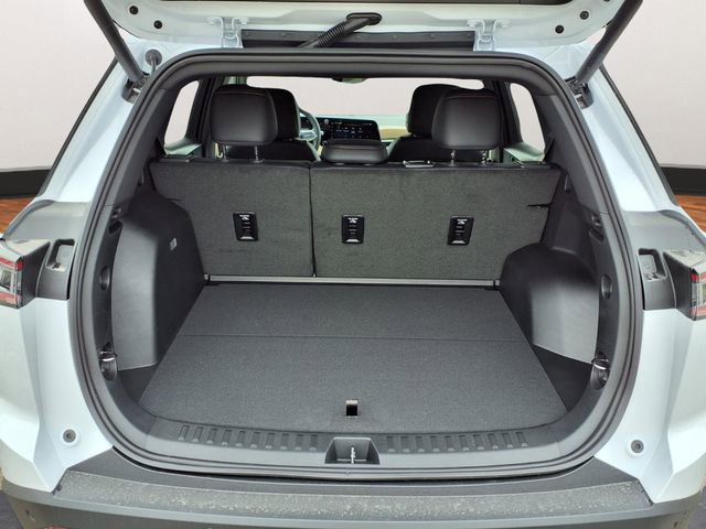 New 2026 Chevrolet Equinox ACTIV w/ Convenience Package III image 19