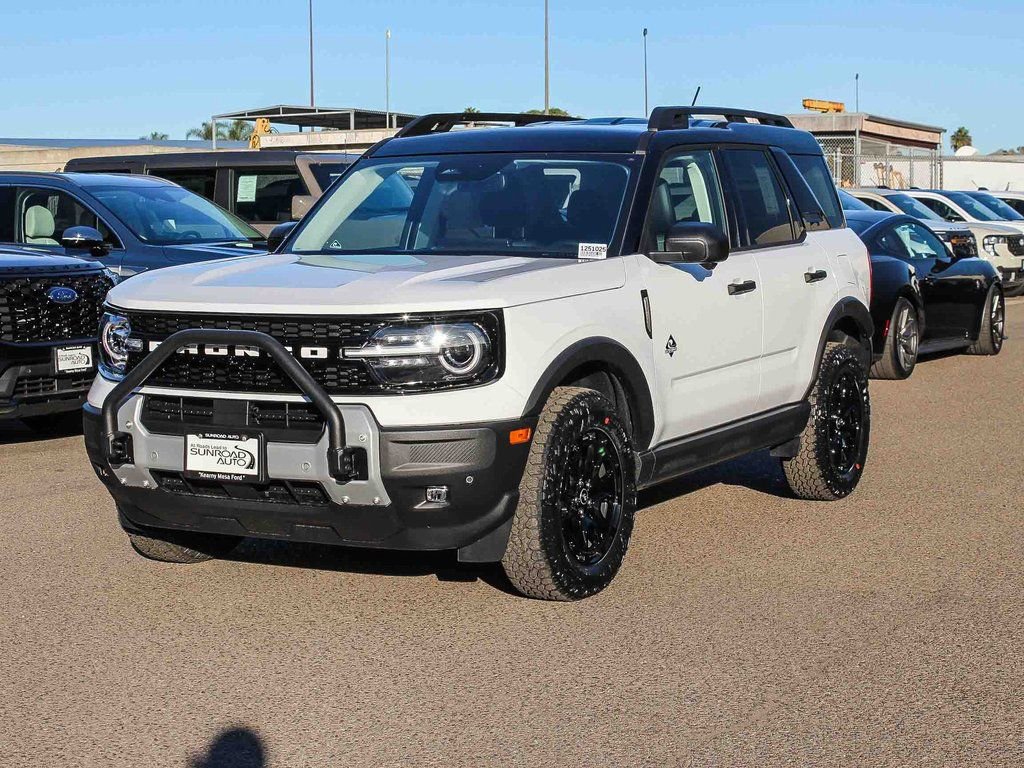 New 2025 Ford Bronco Sport Outer Banks w/ Sasquatch Outer Banks Package image 3