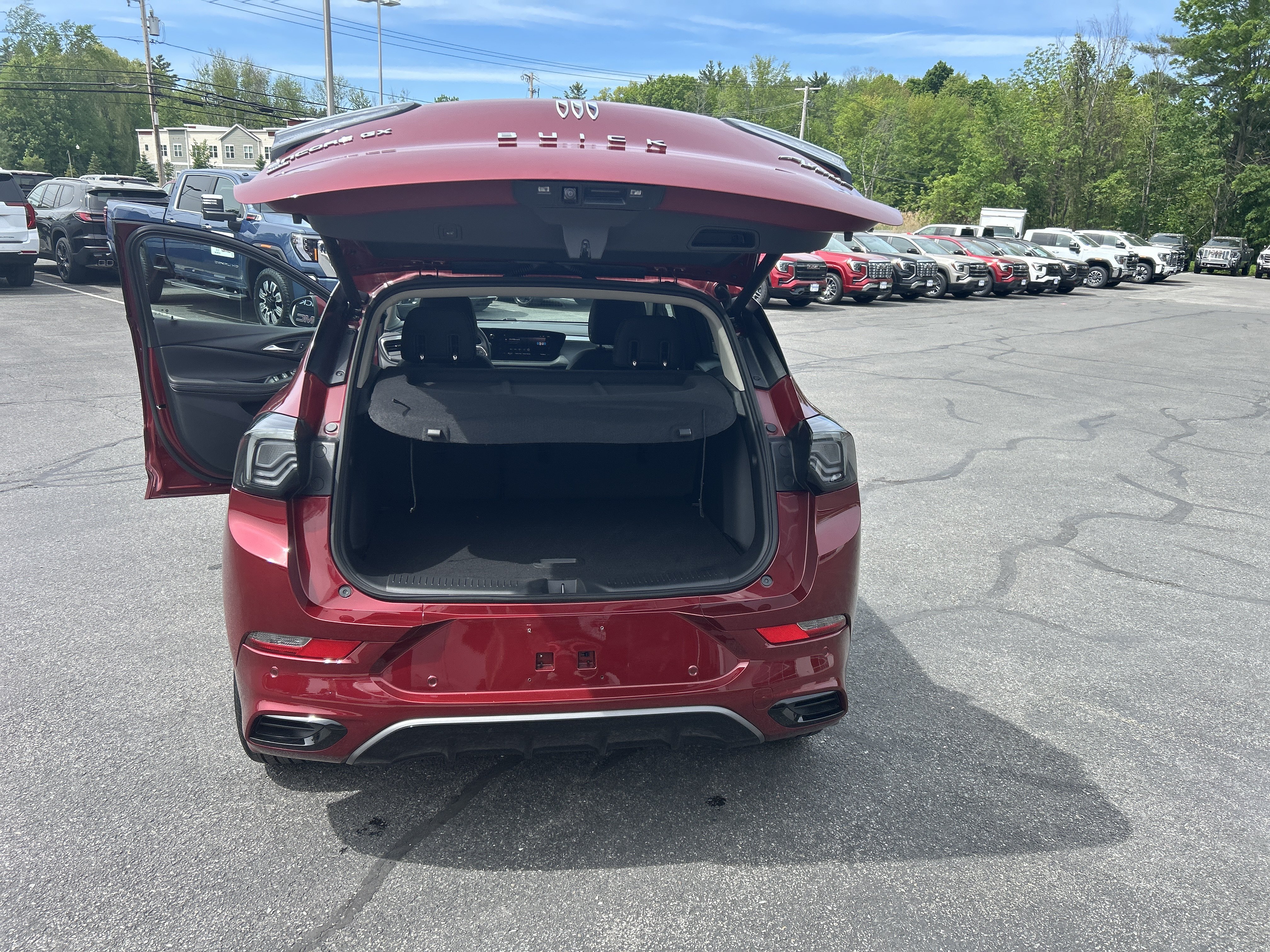 Certified 2024 Buick Encore GX Avenir w/ Avenir Convenience Package AWD/4WD image 19