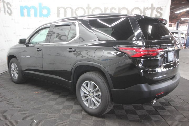Used 2022 Chevrolet Traverse LT w/ LPO, Floor Liner Package image 3