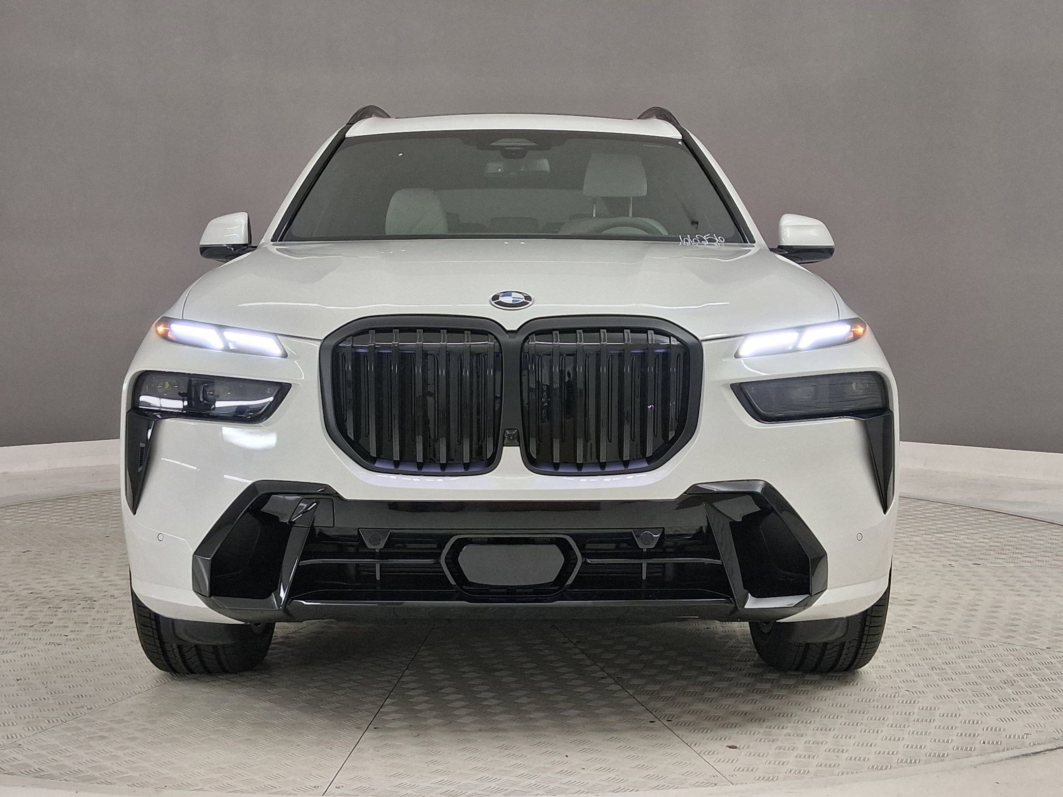 New 2027 BMW X7 xDrive40i AWD/4WD image 4