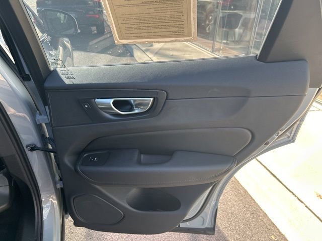 Certified 2025 Volvo XC60 B5 Plus image 12