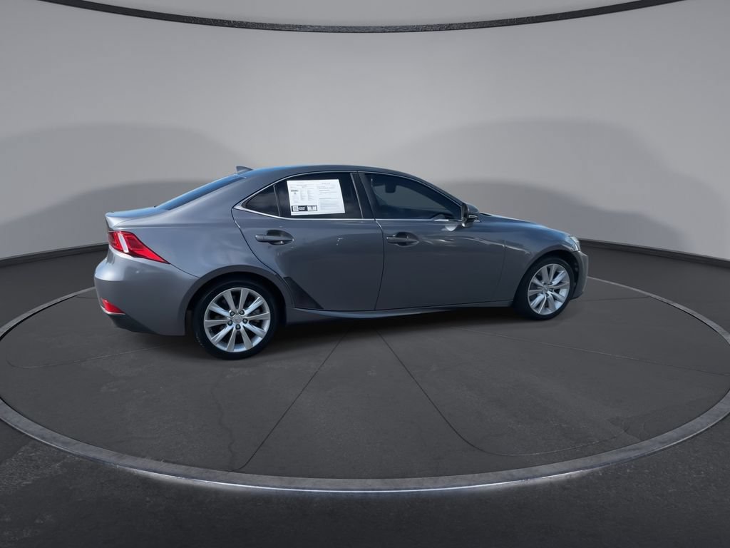 Used 2016 Lexus IS 200t RWD image 9