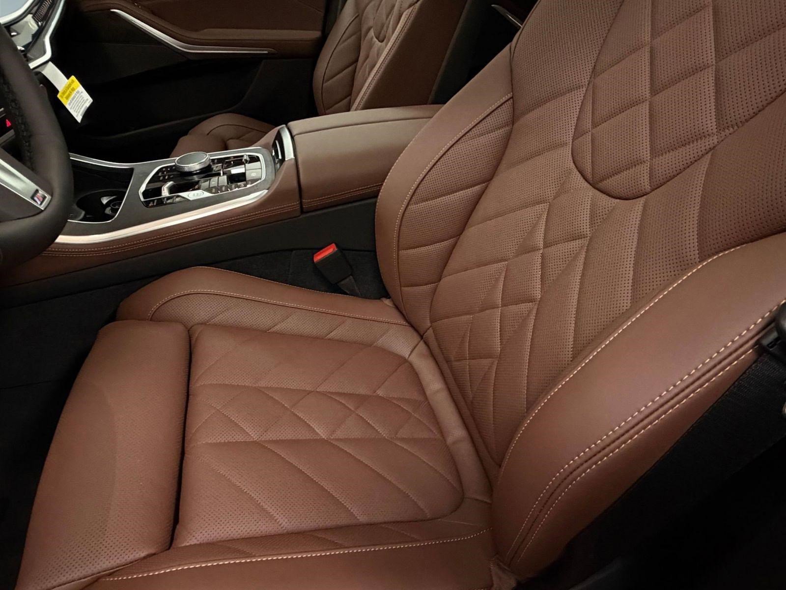 New 2026 BMW X5 xDrive50e image 17