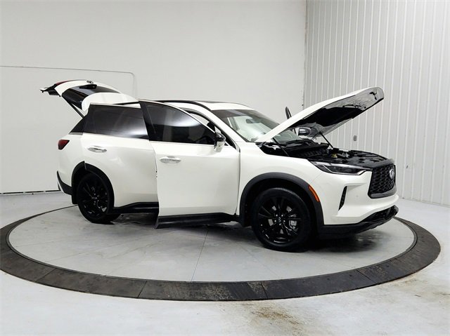 Used 2025 INFINITI QX60 Luxe w/ Black Edition image 9