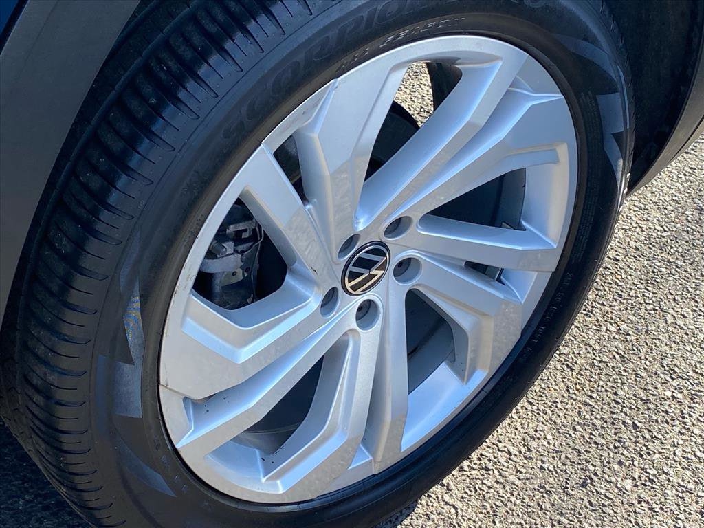 Used 2021 Volkswagen Atlas SE w/ Towing Package image 20